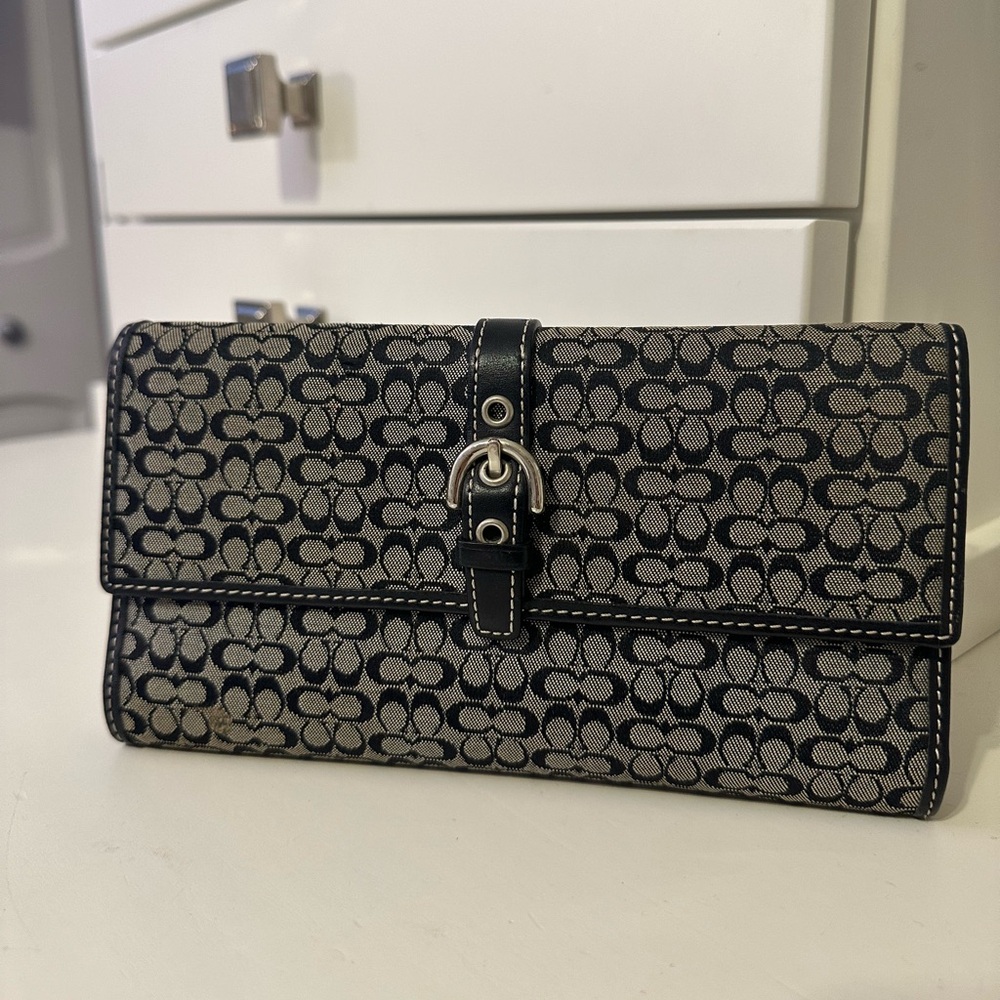 Coach Canvas Wallet Black and Grey. Used Condition